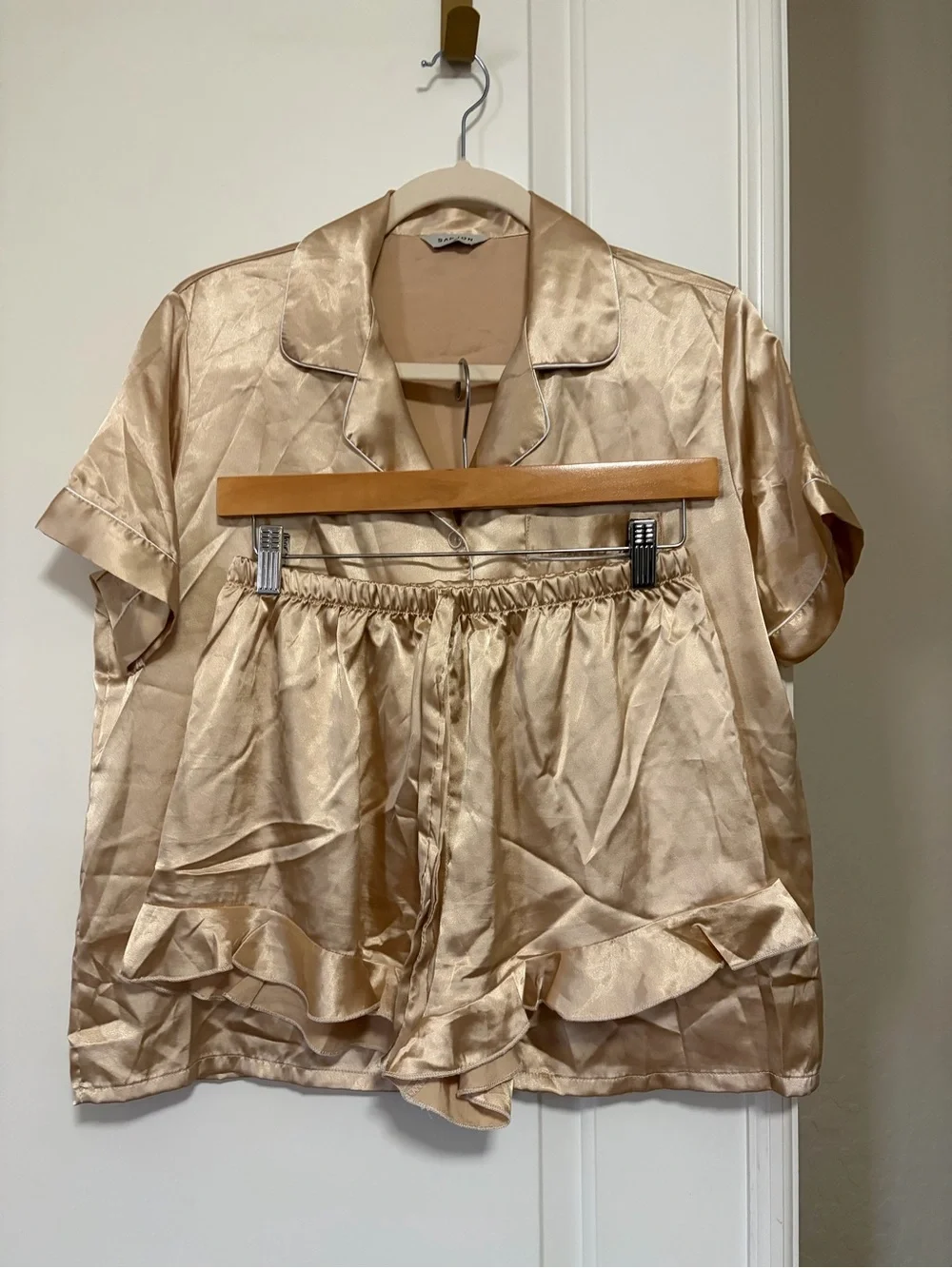 🎀Silky Feminine Champagne Short-Sleeve & Ruffle Shorts Pajama Set🎀